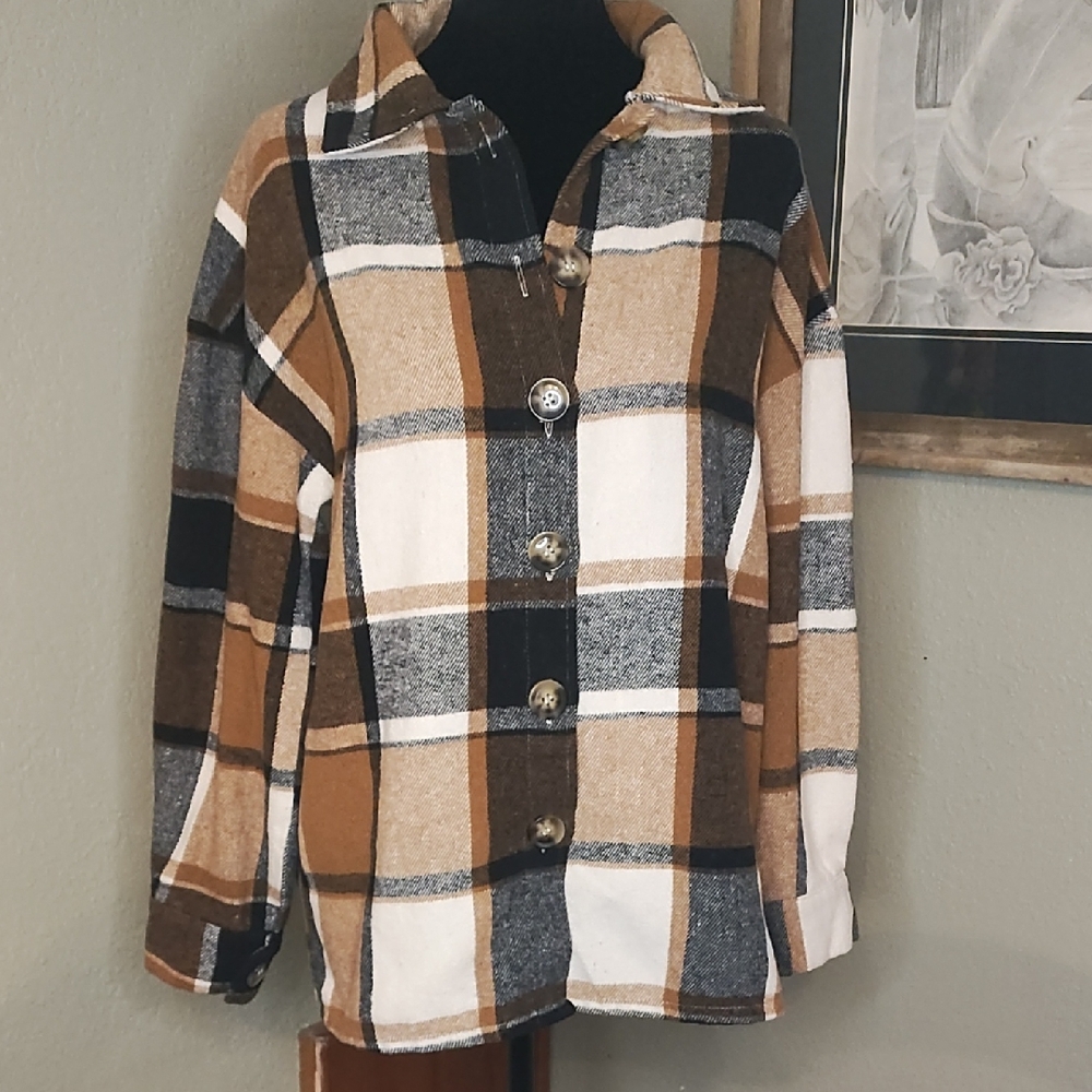 Plaid Button-Up Women's Shirt Jacket